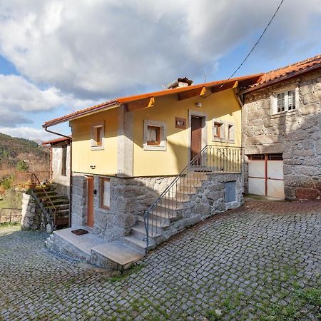 Casa Das Bonecas Вієйра-ду-Міню Екстер'єр фото